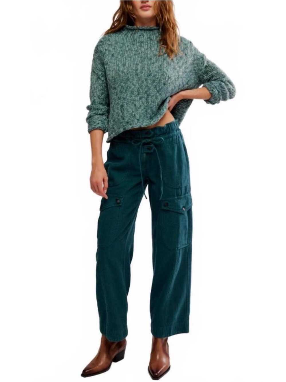 We The Free Park Ave Pull On Cargo Pants in Evergreen NWT